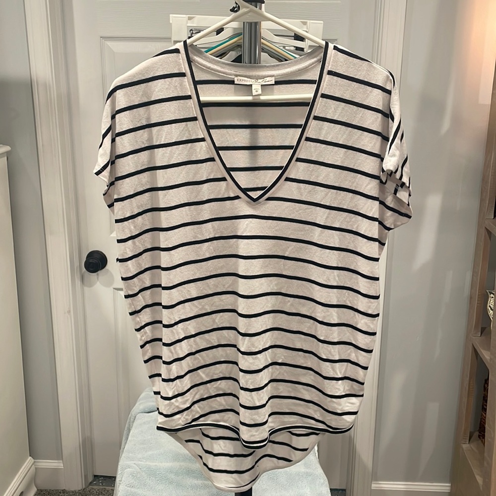 Black/White Striped V-Neck Tee